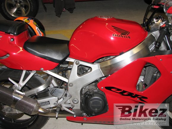 Honda CBR 900 RR Fireblade Gallery